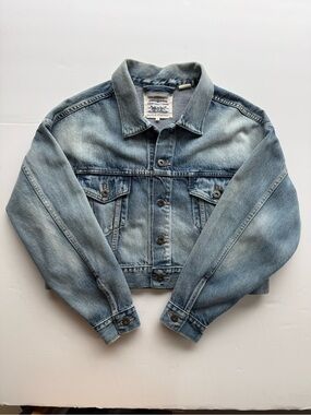 Levi’s Made & Crafted crop denim trucker jacket size small